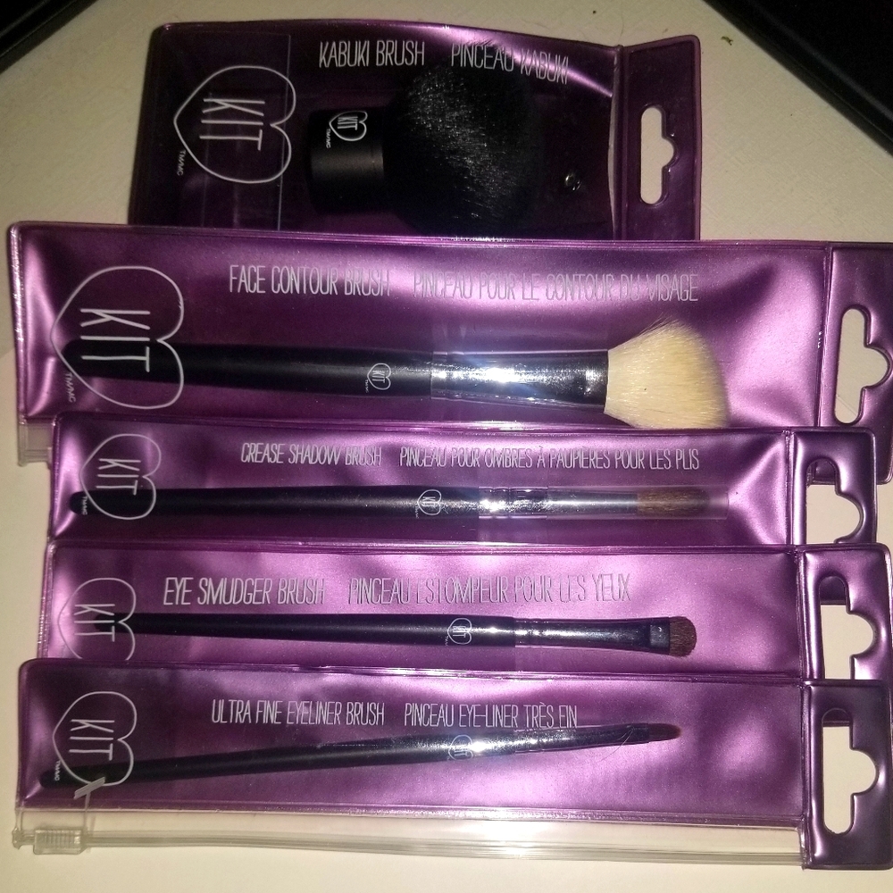 Makeup Brushes. Kit